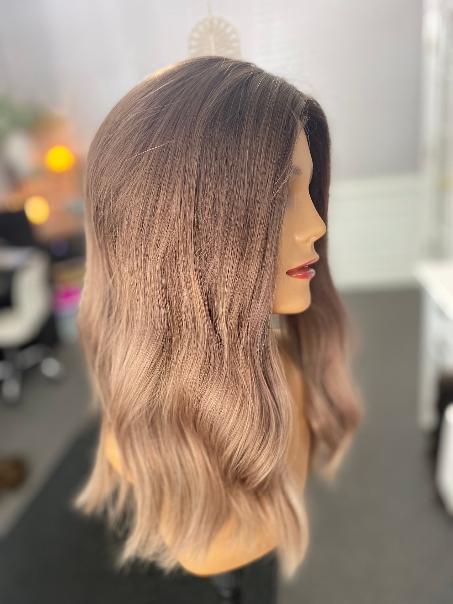 Topper, 8x8, 17-18” ashy mushroom ombré