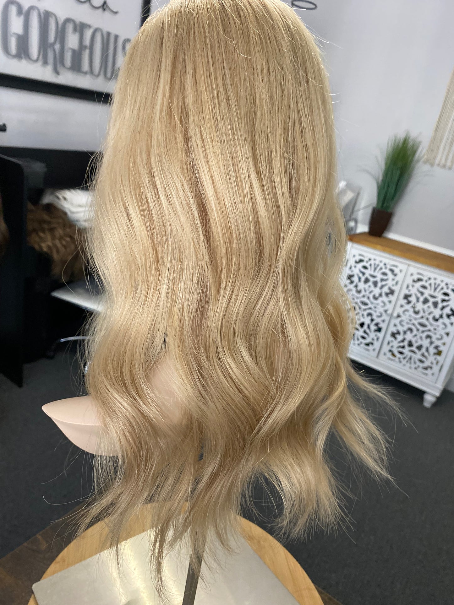 Mono Topper- Light warm blond 5x6, 17-19”