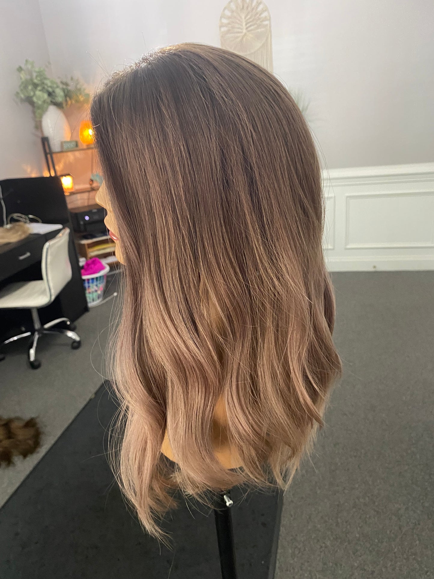 Topper, 8x8, 17-18” ashy mushroom ombré