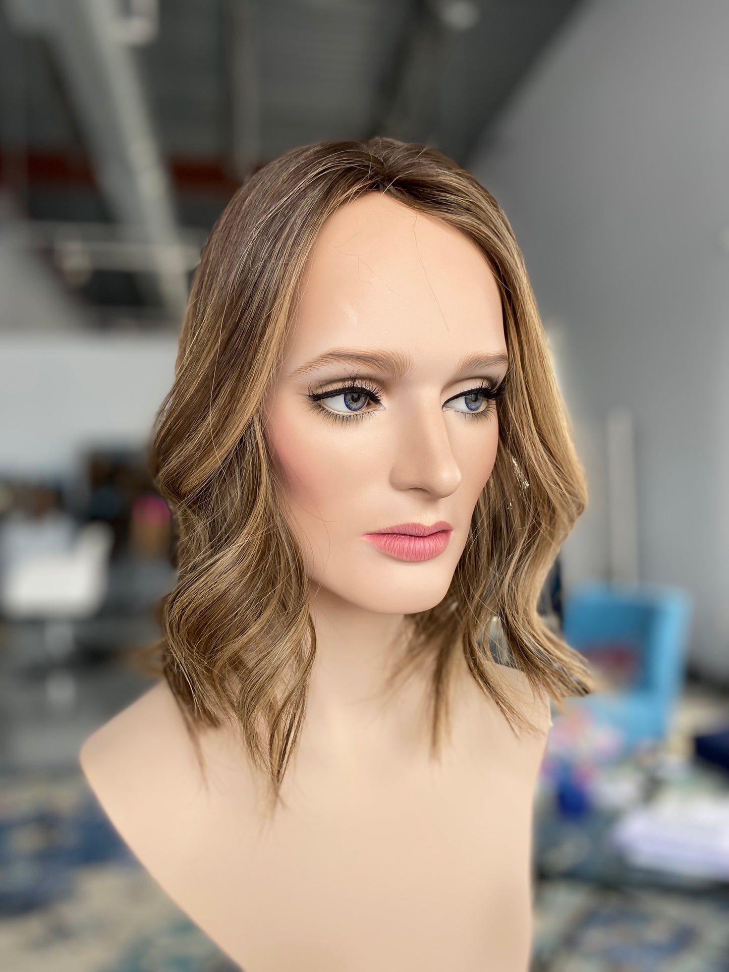 Topper - Neutral Level 4 with Highlights, 8x8, 13-14"