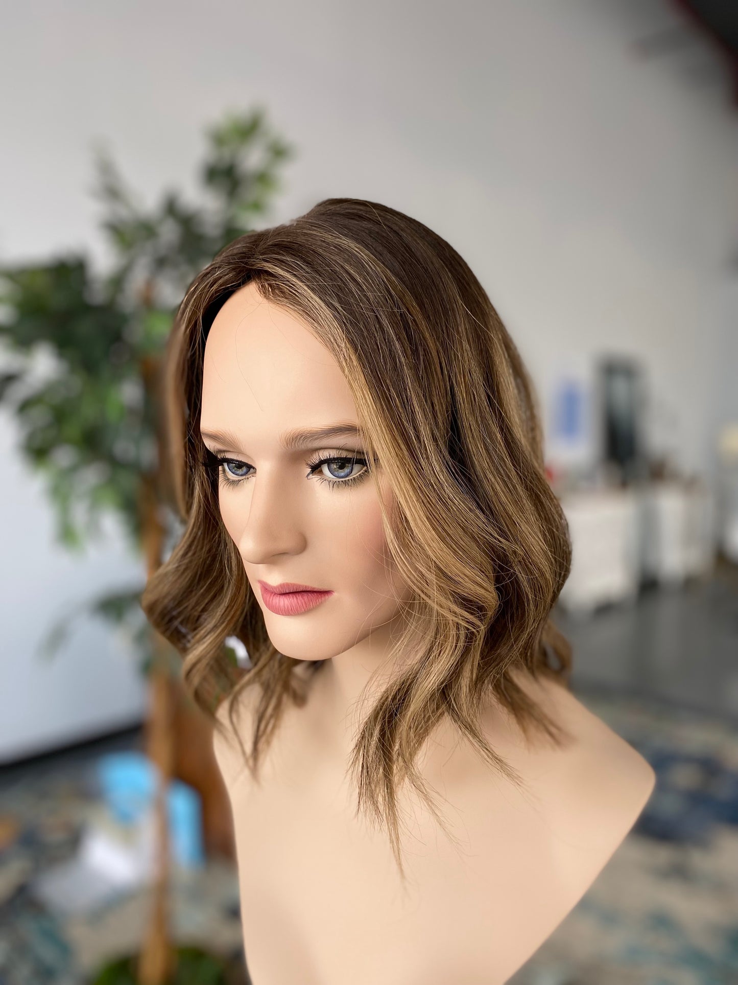 Topper - Neutral Level 4 with Highlights, 8x8, 13-14"
