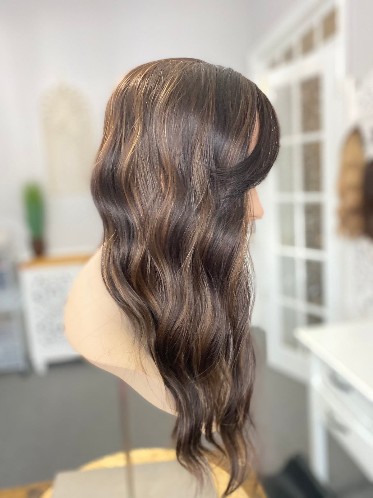 *Ready to Ship* Synthetic Miranda with Highlights, 7x7, 16-21