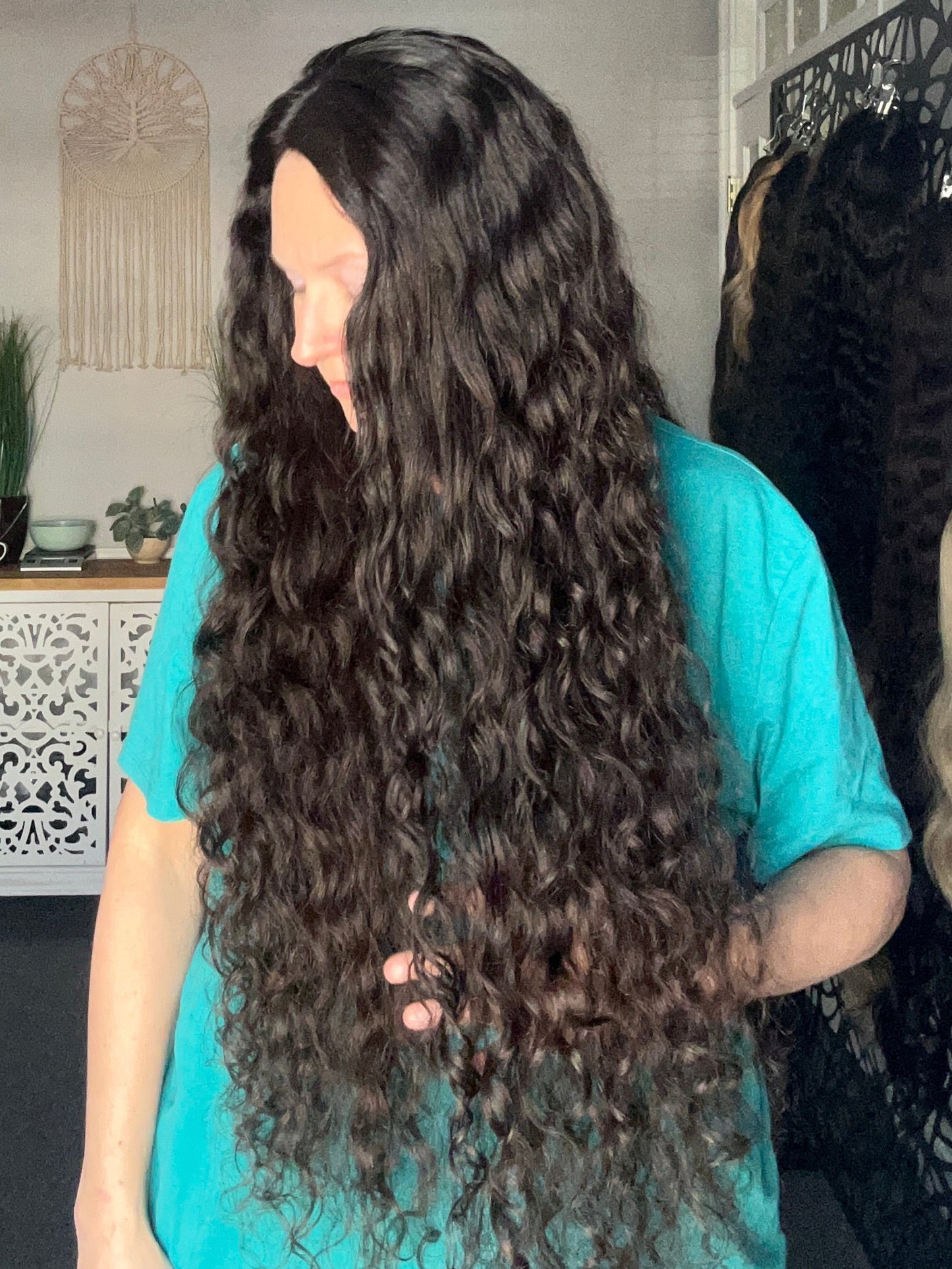 Topper - True Virgin European curly Level 2 dark brown 10x10, 33”