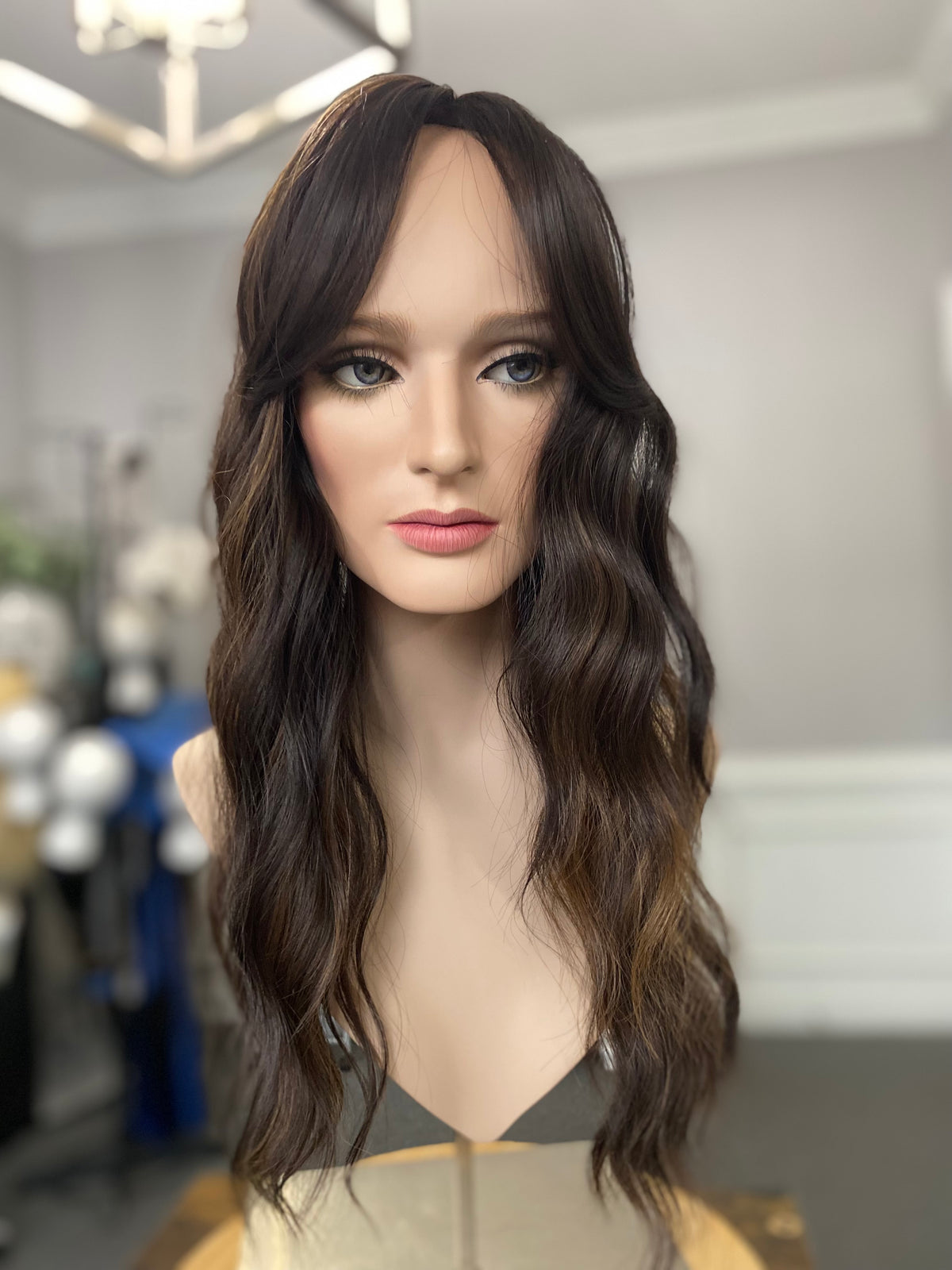 *Ready to Ship* Synthetic Miranda with Highlights, 7x7, 16-21