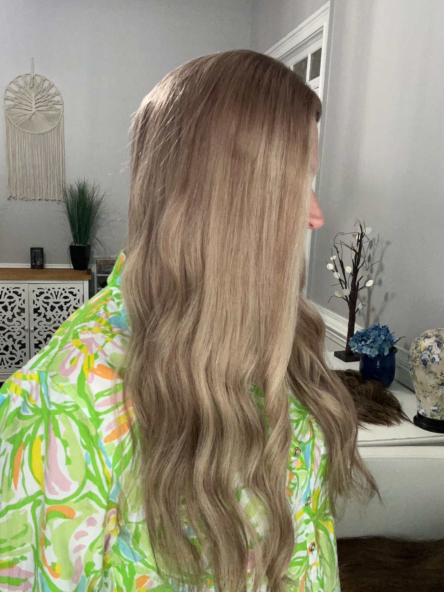 Topper - Rooted Dimensional Level 8 Blonde, 9x9, 24-26”