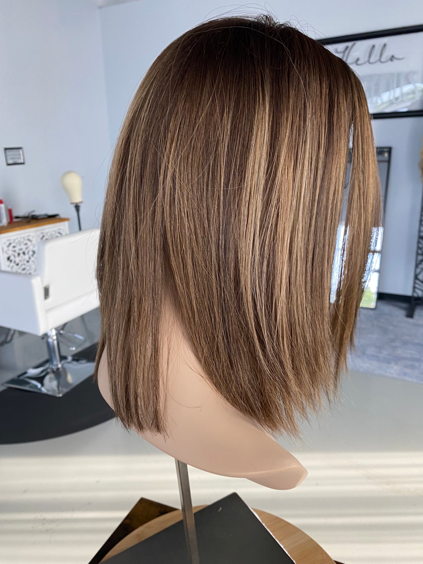 Topper - Neutral Level 4 with Highlights, 8x8, 13-14"