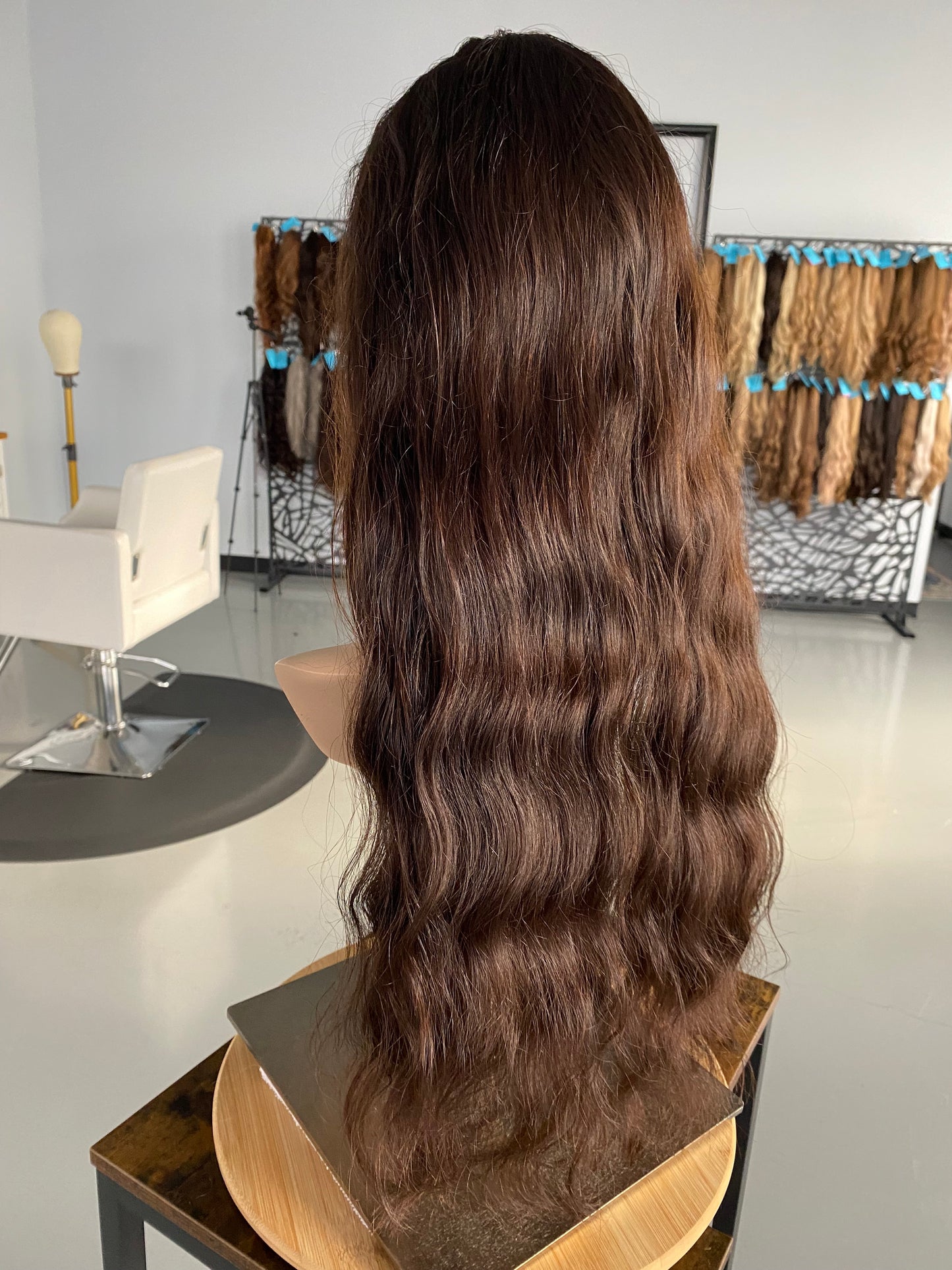 Topper - True Virgin European Wavy Warm Level 2, 26-28”