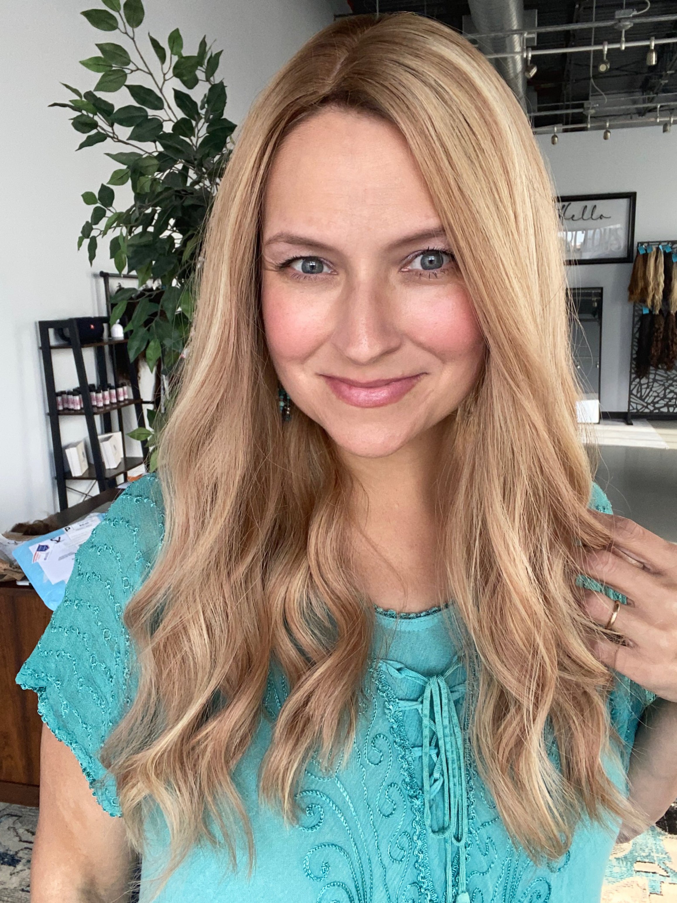 Topper - Rooted Golden Dimensional Blonde, 9x9, 18-22