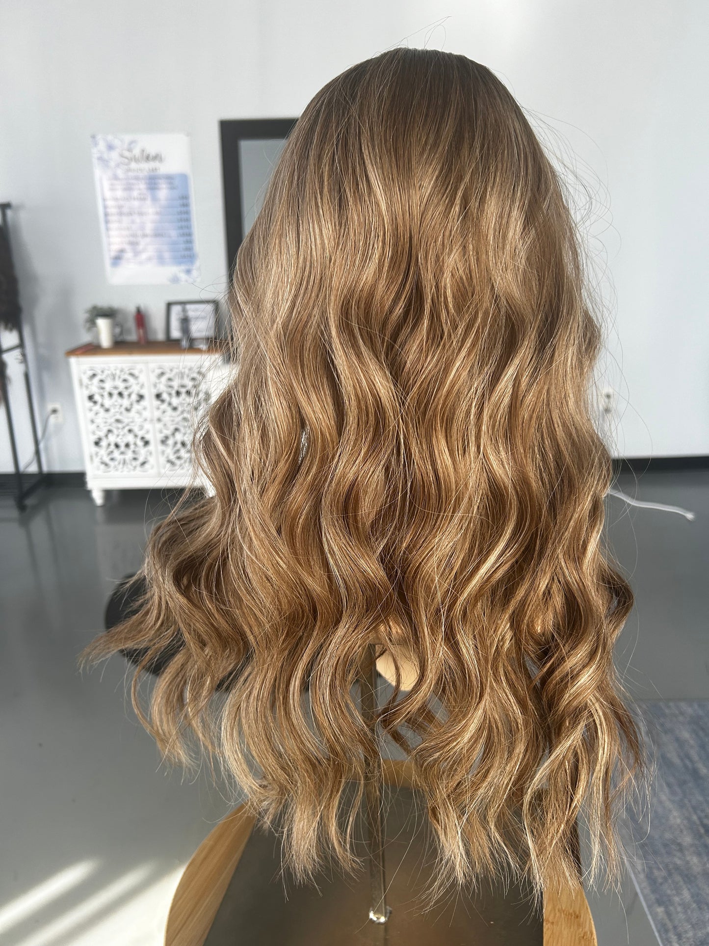 Topper - Maria -Neutral Bronde, 23”