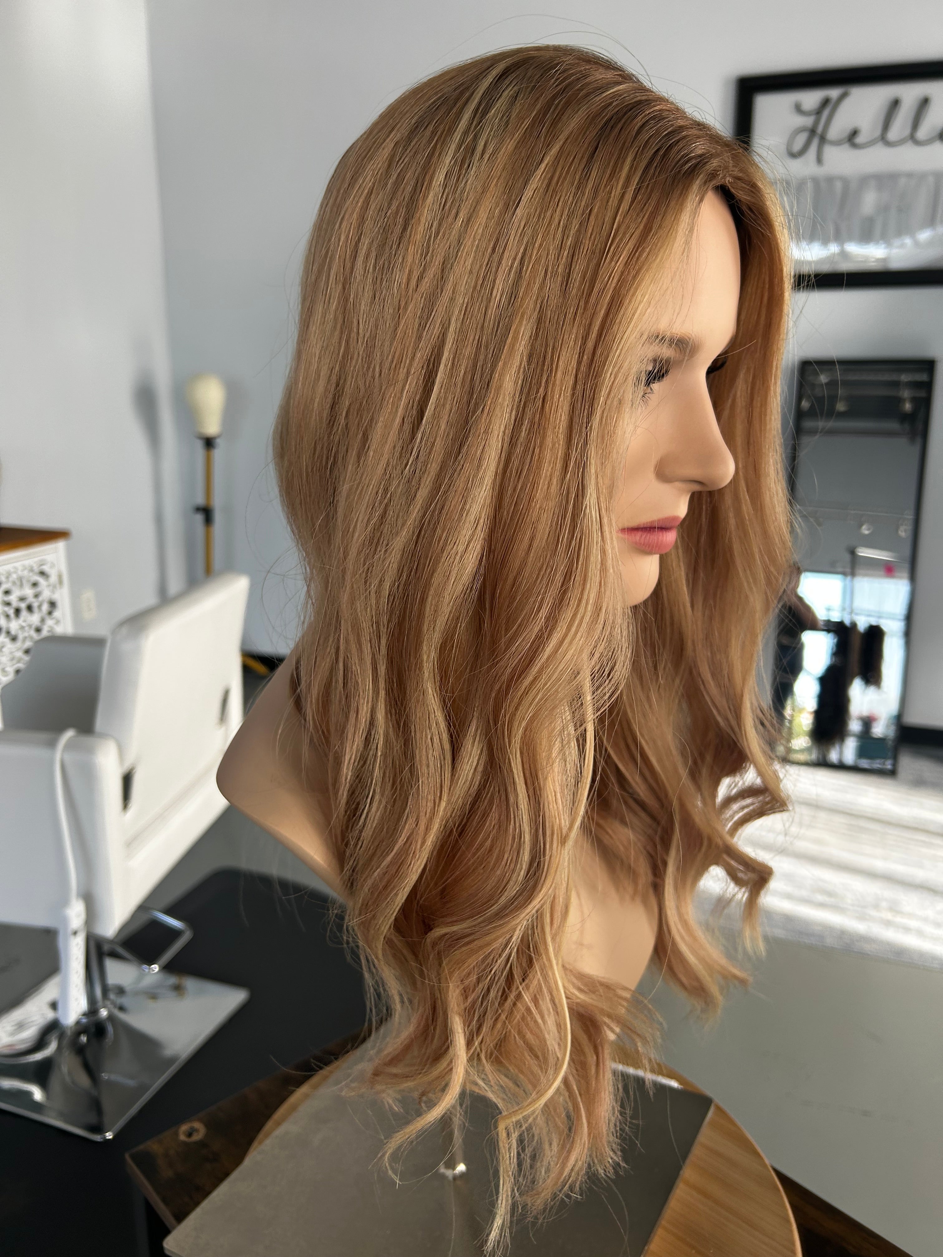 Topper - Rooted Golden Dimensional Blonde, 9x9, 18-22